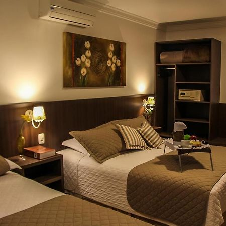 Hotel Premium Грамаду Екстер'єр фото